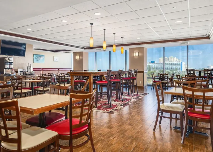 Pier House 60 Clearwater Marina Hotel
